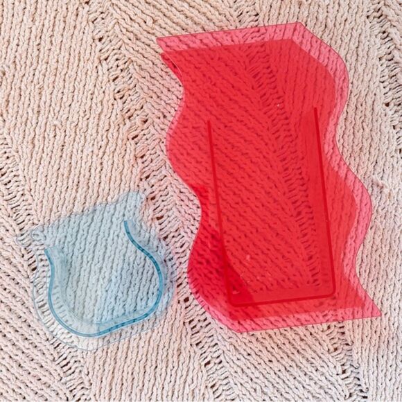 dopamine decor 2 funky vases - Picture 1 of 5